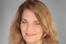 Headshot of Miriam Hollstein