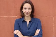 Headshot of Ella Mueller