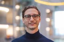 headshot of Florian Kommer