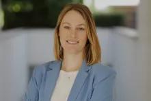 headshot of Clara van den Berg