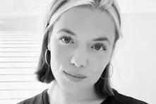 headshot of Lara Islinger