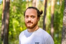 headshot of Florian Fischer