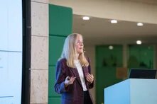 headshot of Julia Hess