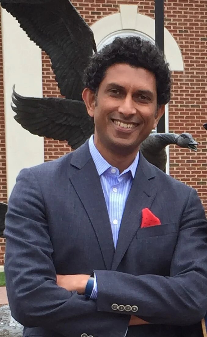 Headshot of Gopal Ratnam