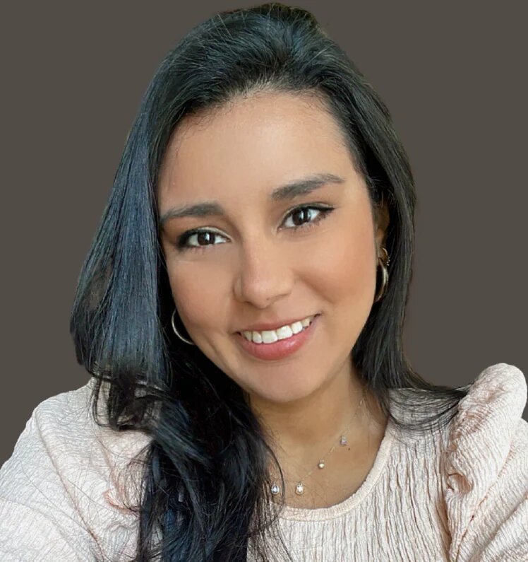 headshot of Gabriela Ramirez
